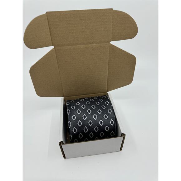 Jos. A. Bank Executive Collection Mens Neck Tie 100% Silk RN31608 Gray /w Eyes - Picture 7 of 7